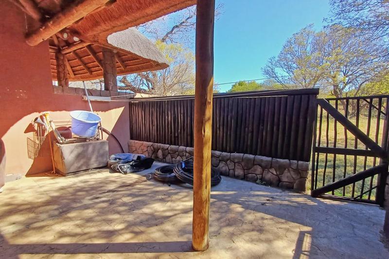 5 Bedroom Property for Sale in Vaalkop Dam North West